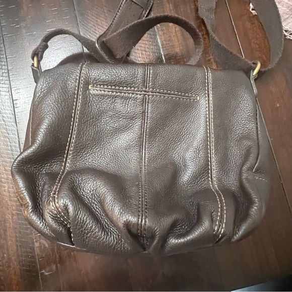The Sak Dark Brown Leather Crossbody Bag. In great condition. - Picture 3 of 9